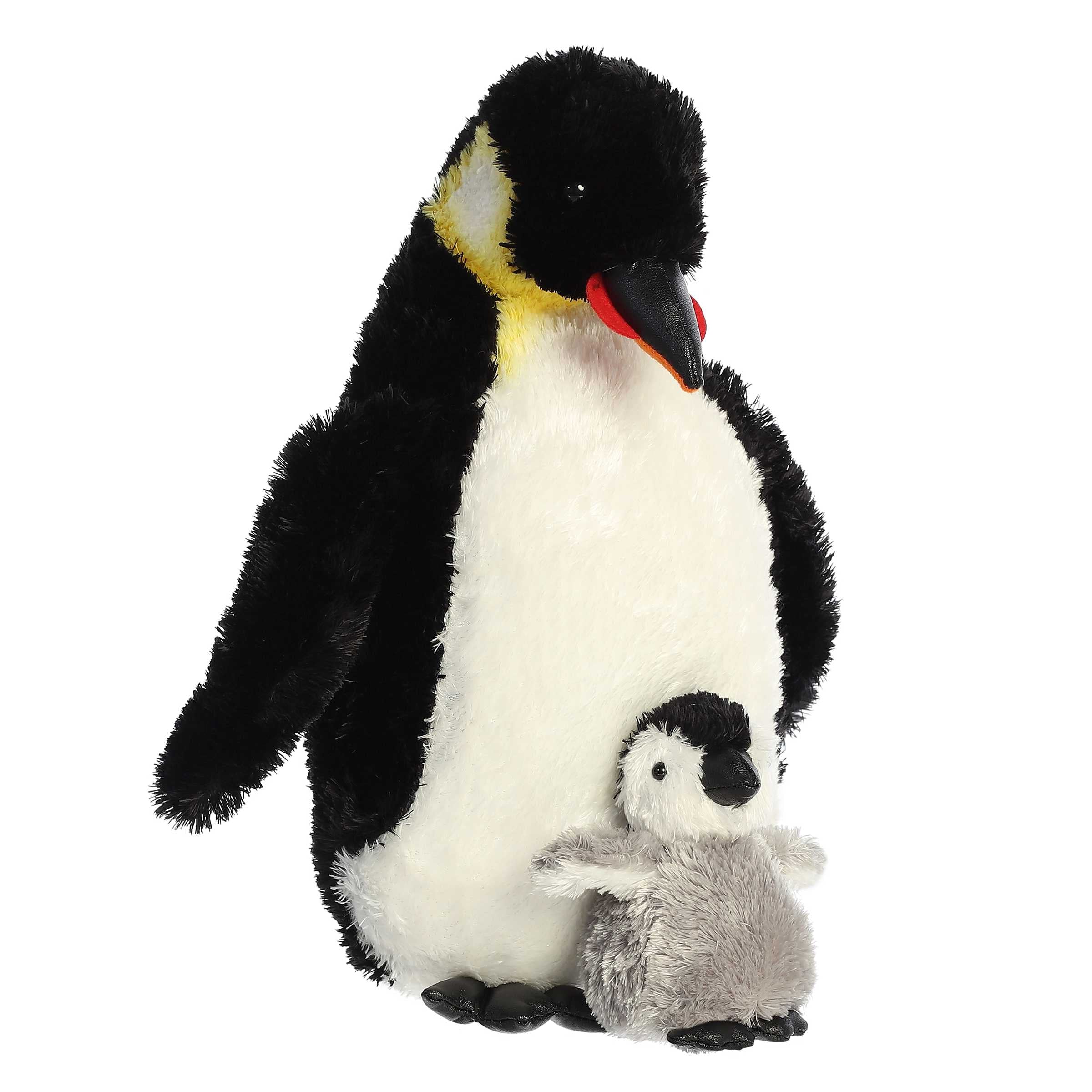 Emperor Penguin with Baby  | Aurora