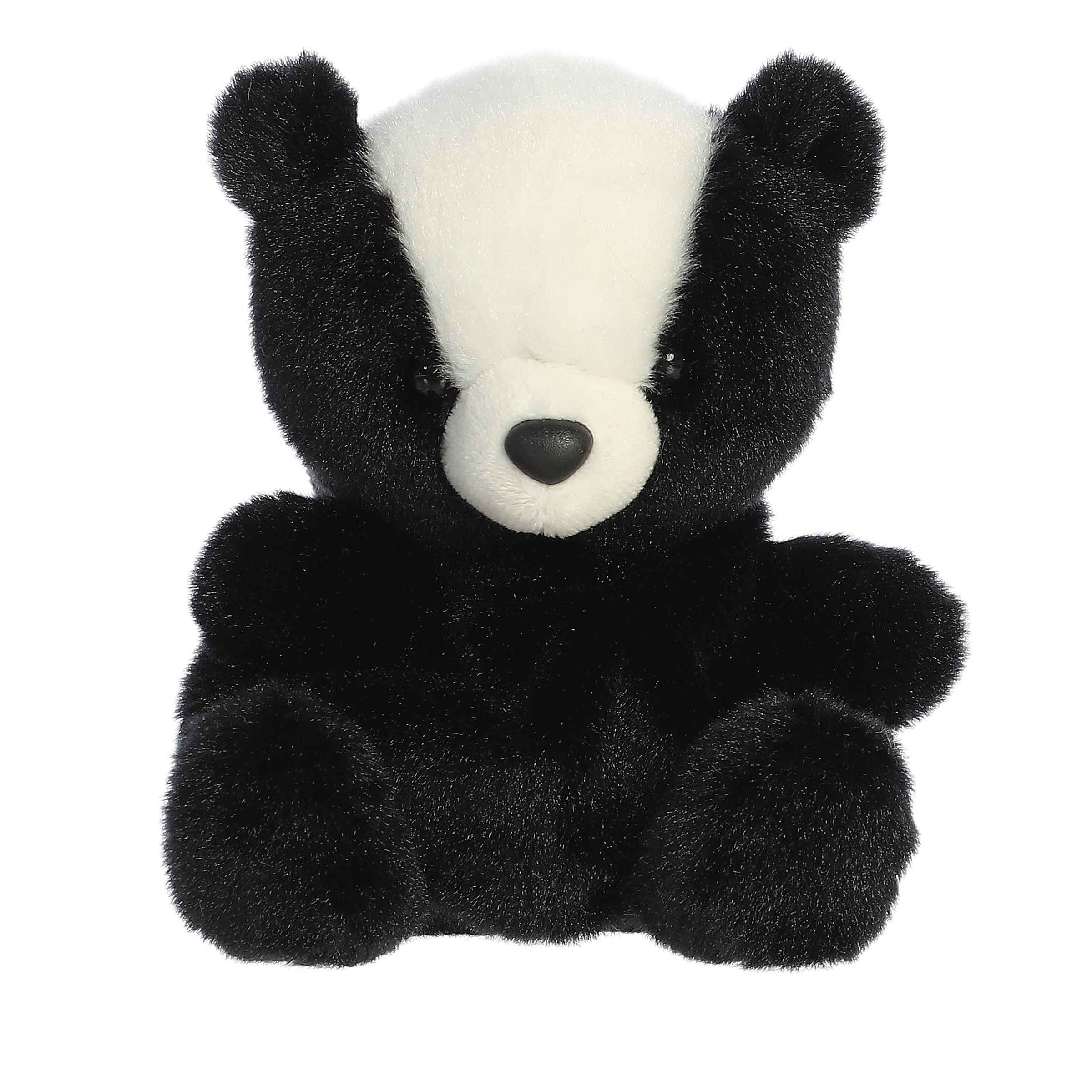 Scout Skunk | Aurora Palm Pals